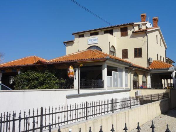 Cozy Apartments And Rooms Pavicini Segotici Εξωτερικό φωτογραφία